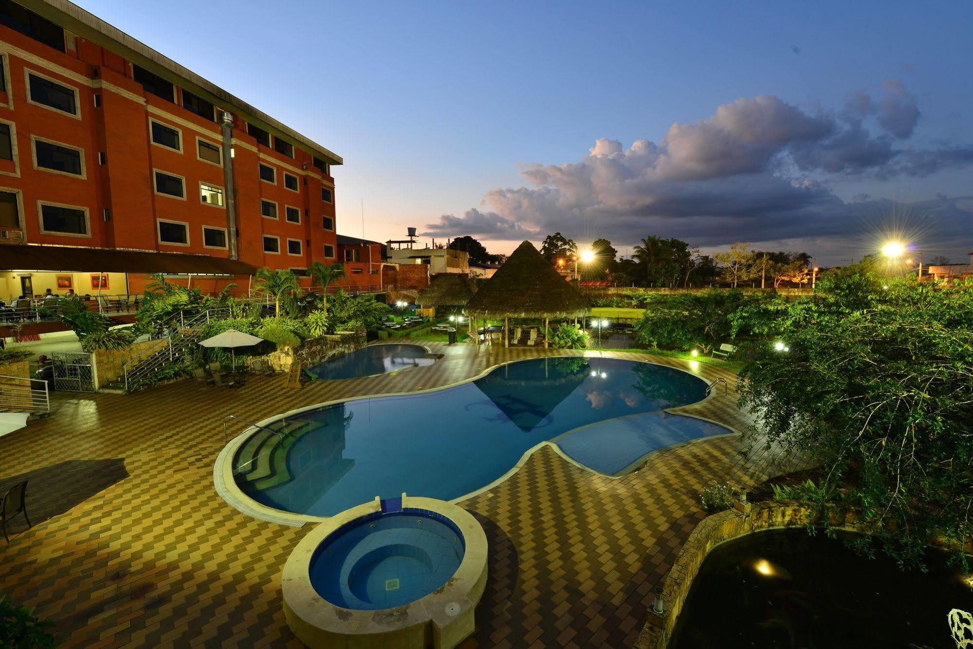 Gran Hotel De Lago - El Coca Puerto Francisco de Orellana Exteriér fotografie